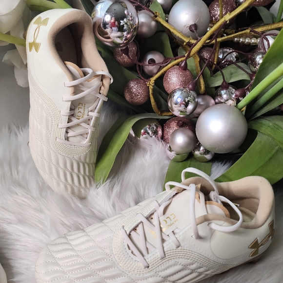 Under Armour Women's Magnetico Pro 3 FirmSize6.5 new - Picture 2 of 10